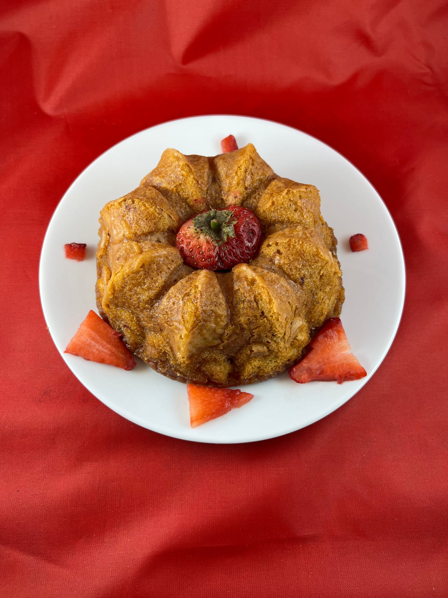 Strawberry Rum Cake - 7 inches serves 12